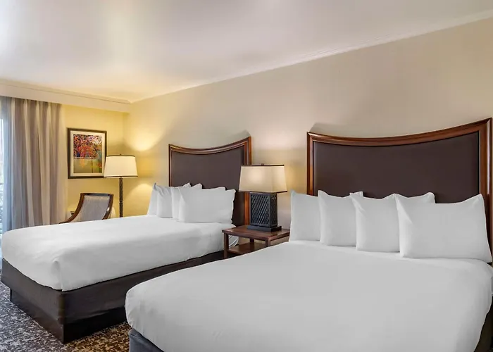 Best Western Plus Royal Oak