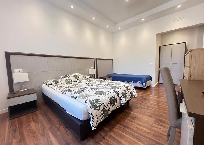  Solaris Guesthouse