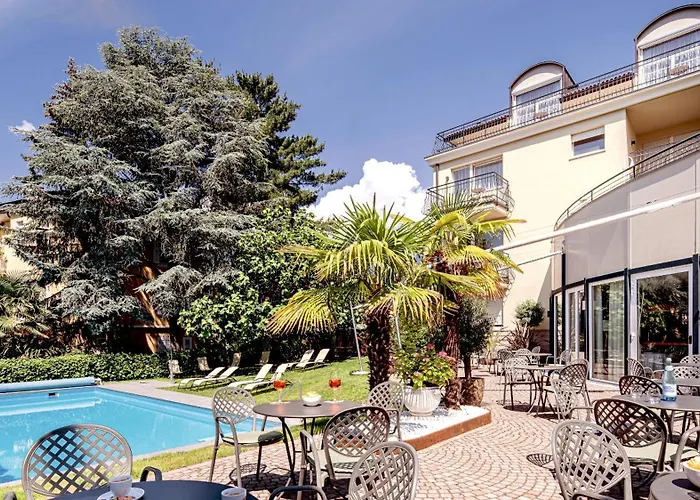 Albergo economico: Hotel Villa Laurus