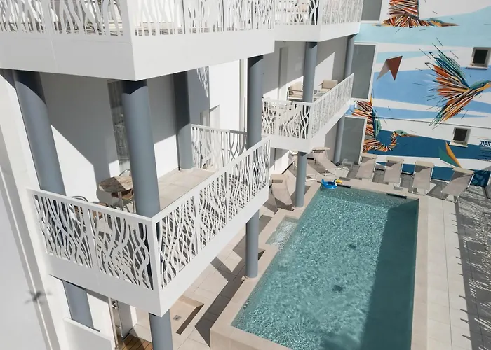 Hotel mit Pool: Hotel Marzia Holiday Queen