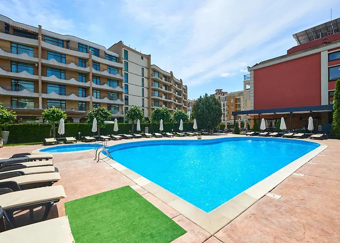 Hotel with pool: Sunny Beach Hotel Forum