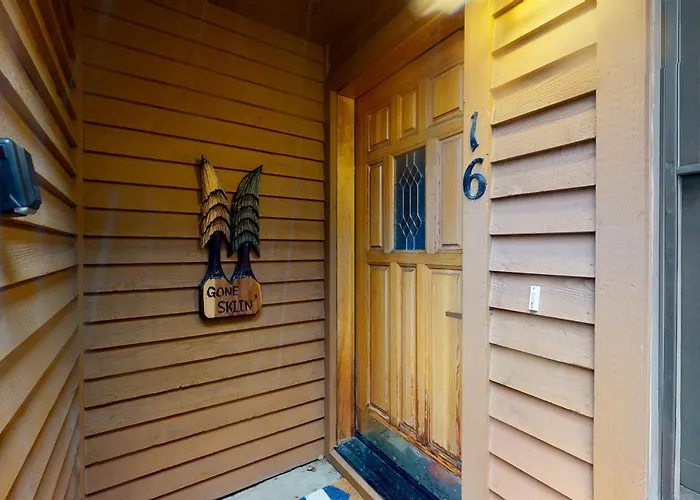 Villa: Snake River Village