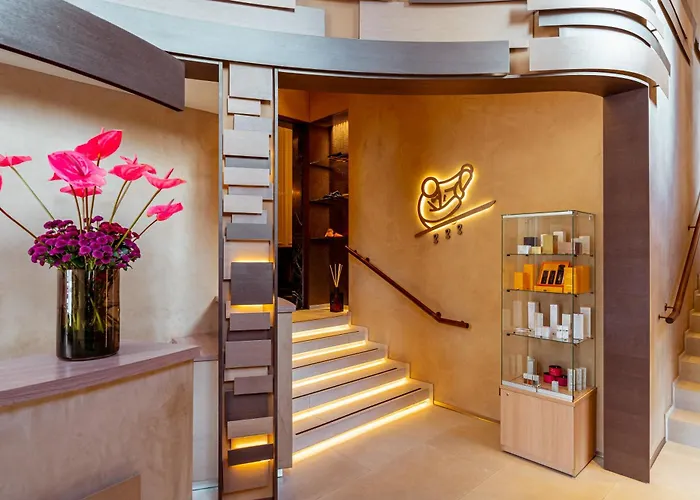 Hotel 5 stelle: Casa Cipriani Milano