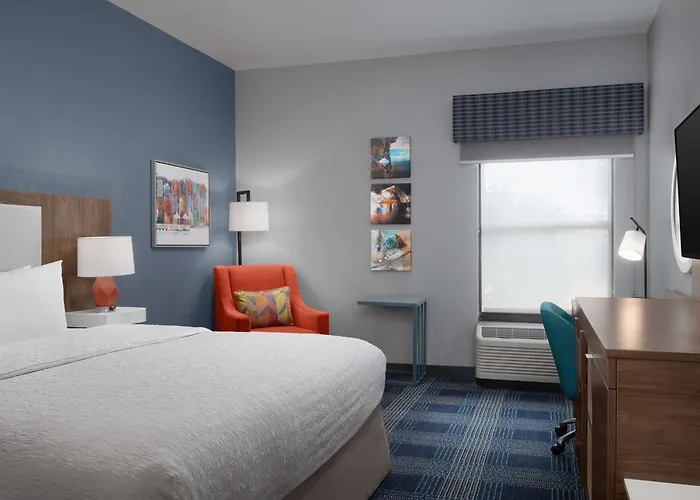 Hampton Inn Russellville
