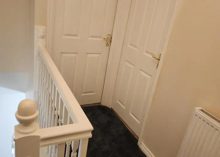 69 Swan Lane