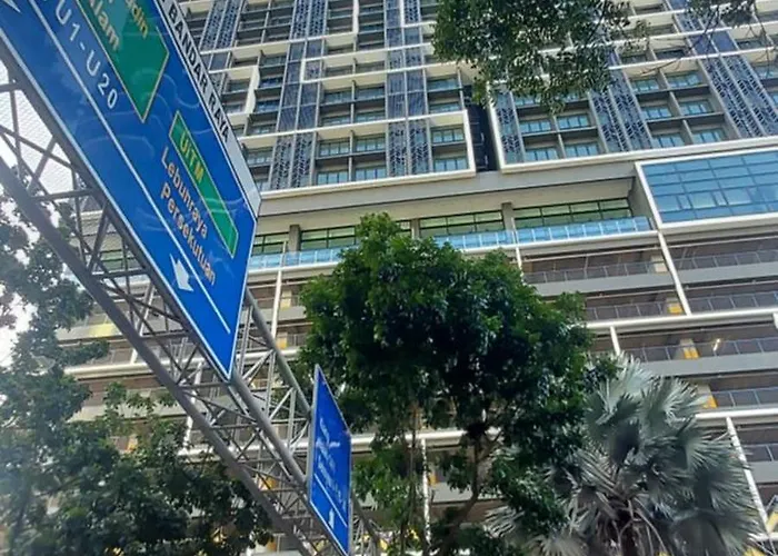 Shahdila Alinea Parking Level 2