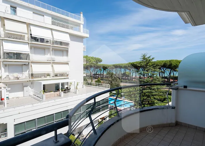 Self Catering: Homiday - Holiday Rendez Vous