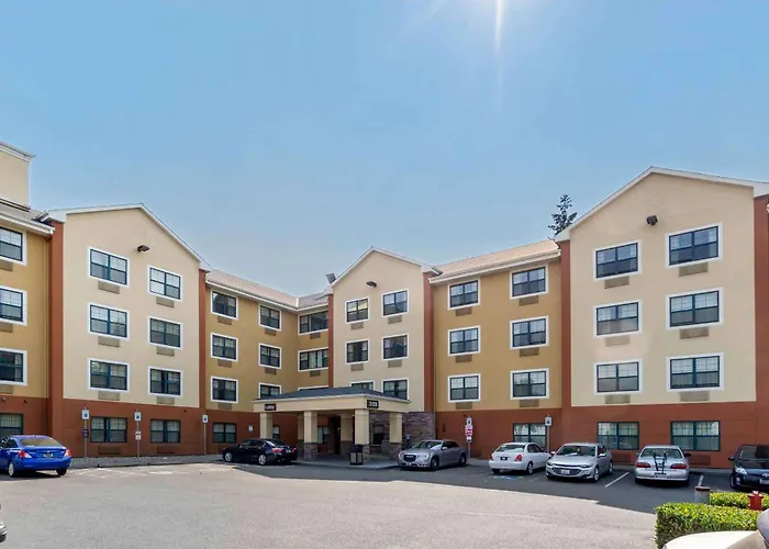 Pet Friendly hotel: Extended Stay America Suites - Tacoma - South