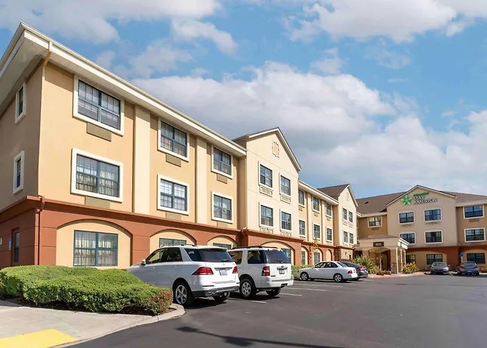 Pet Friendly hotel: Extended Stay America Suites - San Jose - Morgan Hill