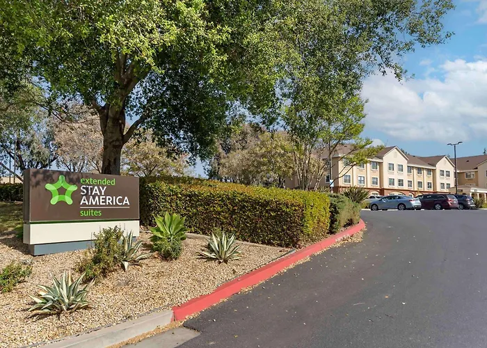 Pet Friendly hotel: Extended Stay America Suites - San Jose - Morgan Hill