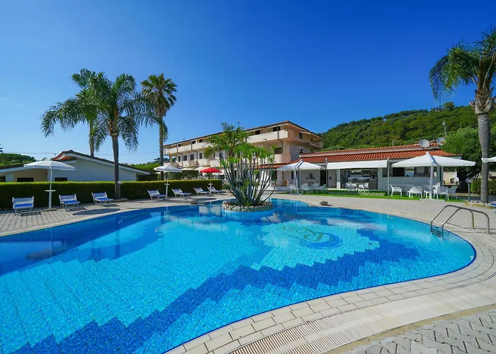 Rosy Hotel Residence