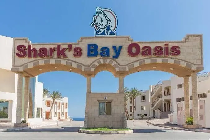 Hotel: Sharks Bay Oasis Aqua Park