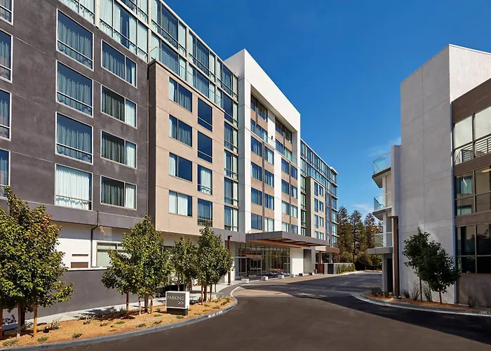 Luxury hotel only: Ac Hotel By Marriott San Jose Santa Clara