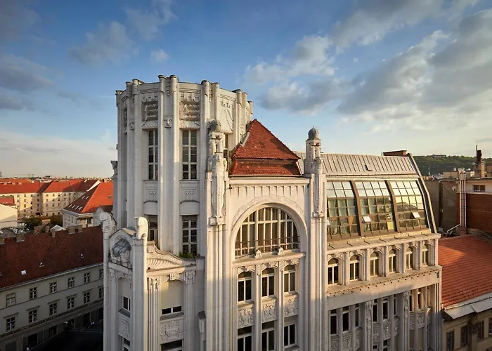 Al Habtoor Palace Budapest, Preferred s & Resorts