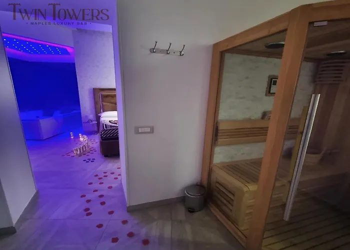 Twin Towers Naples Luxury