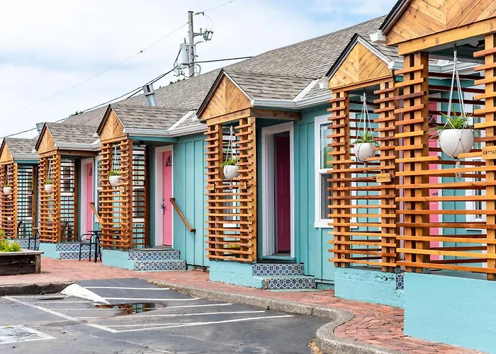 Inn At Haystack Rock