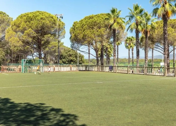 La Baume La Palmeraie Camping Resort