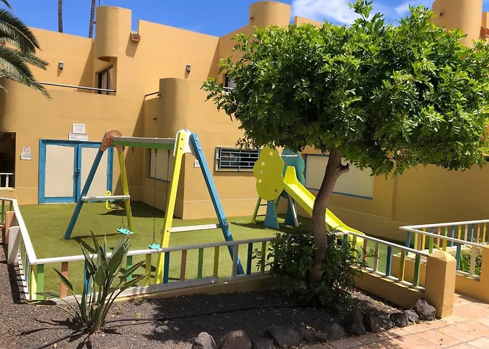 Pets Allowed Hotel Corralejo Atlantic Garden Andrew Apartments Pool Air Conditioning