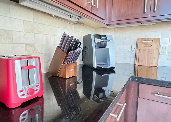 All Vacation Rentals Sky-Rise s