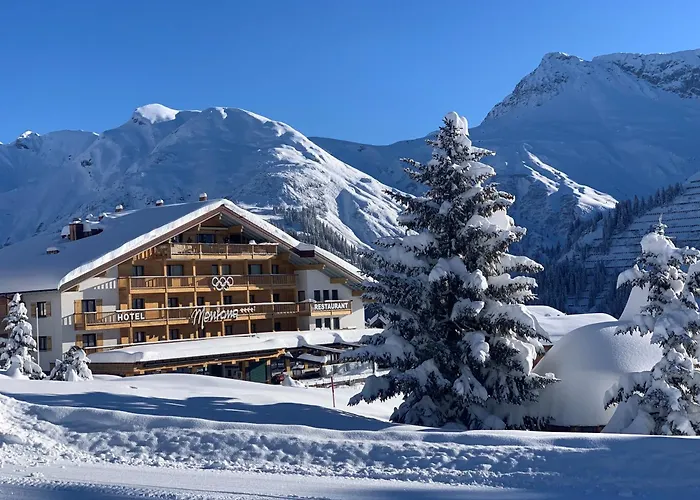 & Chalet Montana
