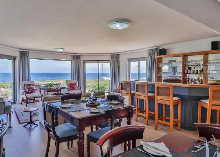 Sandbaai Country House