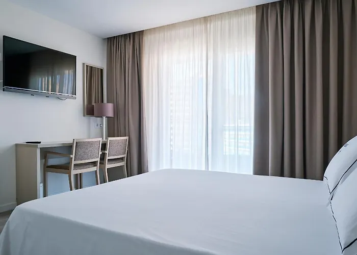 Hotel met zwembad: Helios Benidorm