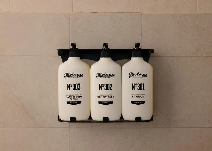 Pet Friendly hotel: Hotel Indigo Sydney Potts Point By Ihg