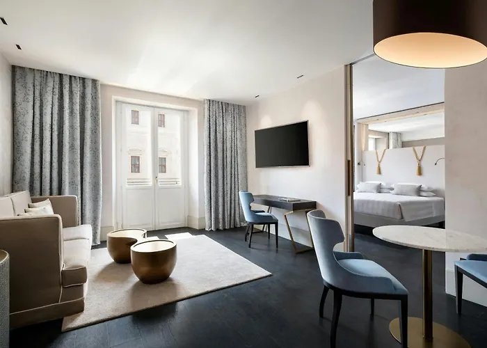 Romantic hotel: Sina Bernini Bristol, Autograph Collection