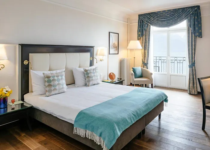 Hotel with view: Grand Hotel Suisse Majestic, Autograph Collection