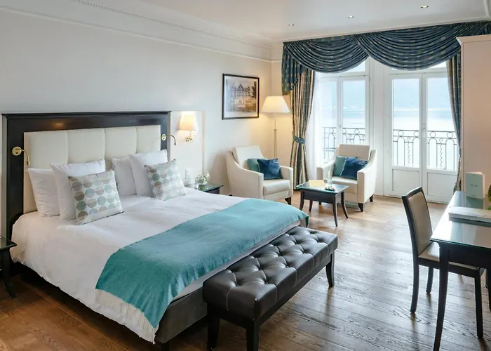 Hotel with view: Grand Hotel Suisse Majestic, Autograph Collection