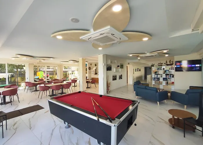 Hotel sulla spiaggia: Hotel Palazzi