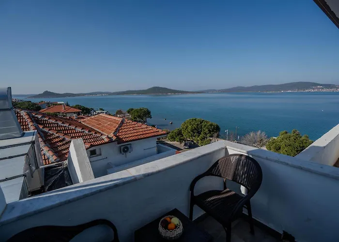 Camlik 87 Hotel Ayvalik