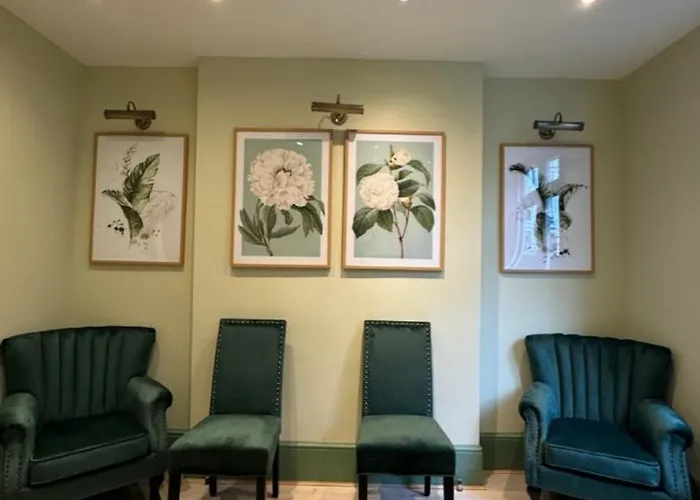 The Paramount Hotel