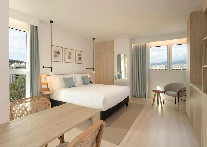 Hotel familiare: Staybridge Suites & Apartments Malaga By Ihg