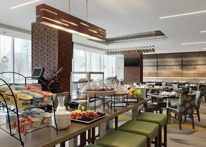 3 star hotels Homewood Suites By Hilton Calgary Downtown