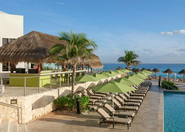 Hotels Close to Airport Westin Cancun Resort Villas & Spa