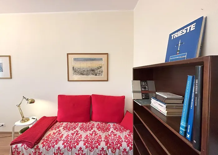 Mia Rooms