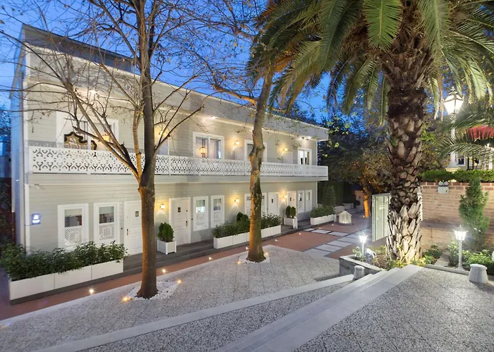 Hagia Sofia Mansions , Curio Collection By Hilton