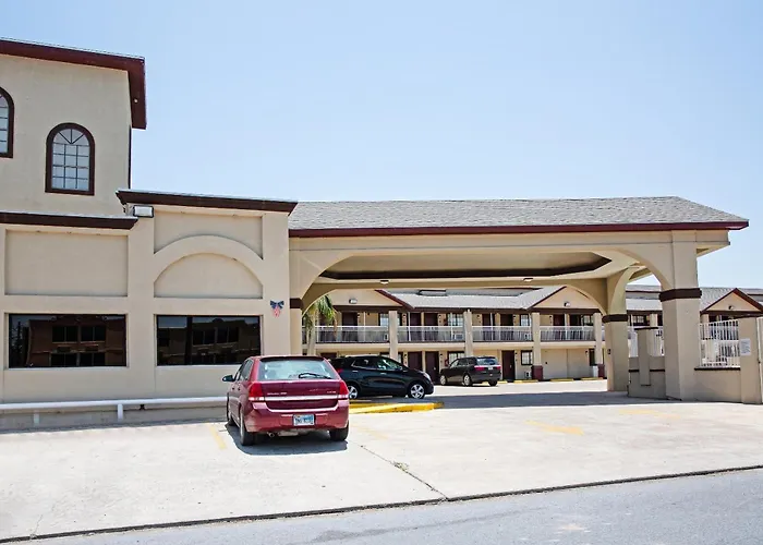 Family resorts Oyo Mcallen Airport South