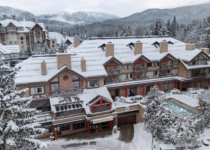 Whistler Village Inn&Suites