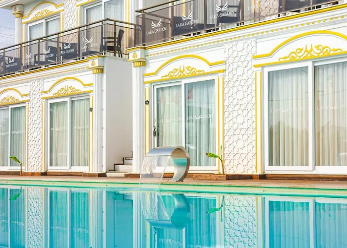 Hotel near College: Lara Garden Hotel