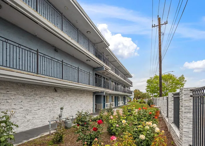 Motels Executive Inn