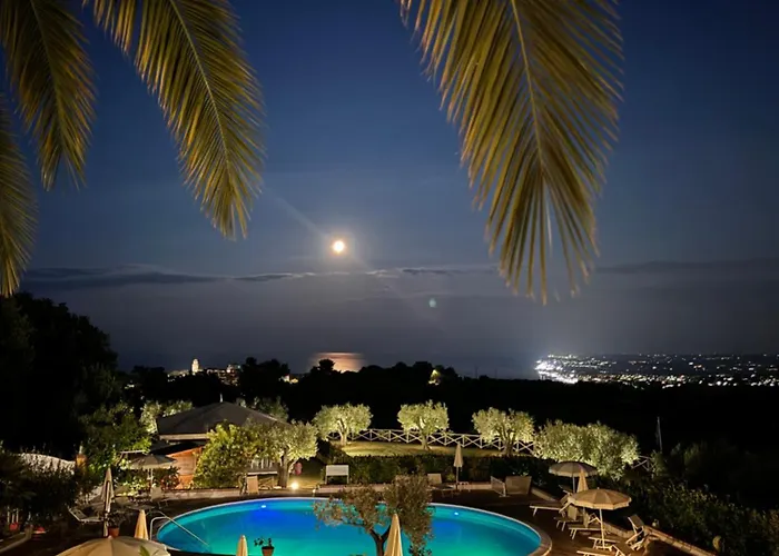 Hotel Le Cave