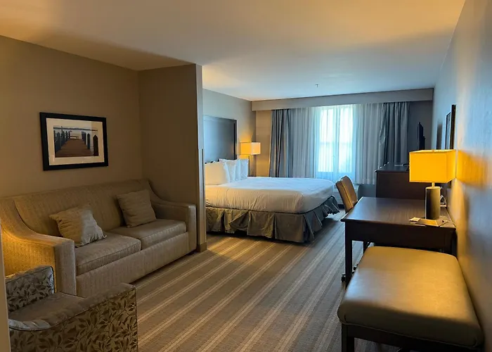 Pet Friendly hotel: Country Inn & Suites By Radisson, Bemidji, Mn