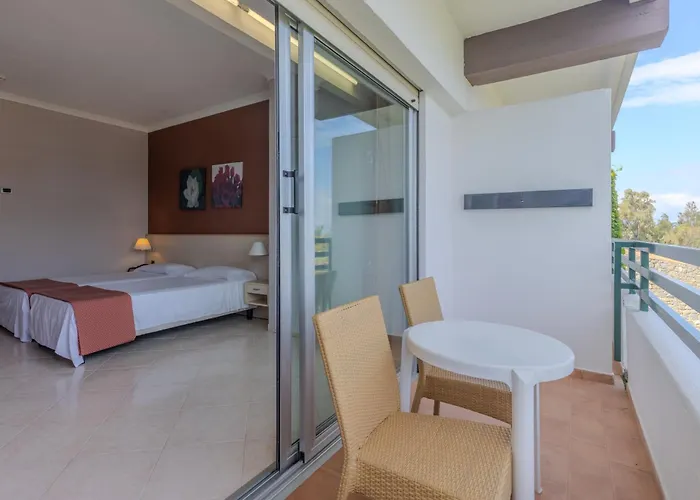Pet Friendly hotel: Aldiana Club Rocca Nettuno Calabria