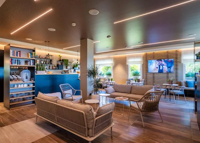 Ping Pong Hotel: Hotel La Baia