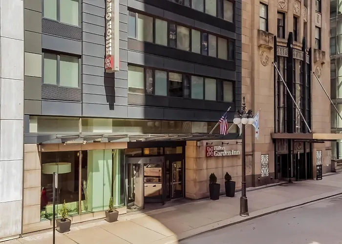 Hilton Garden Inn Downtown Riverwalk