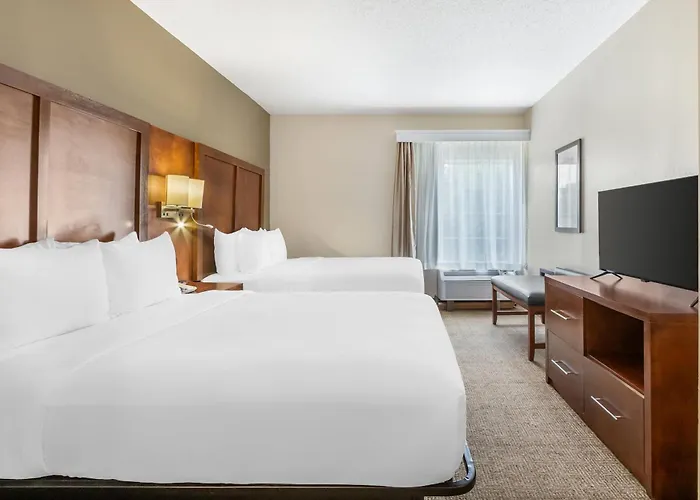 Comfort Suites Myrtle Beach Central