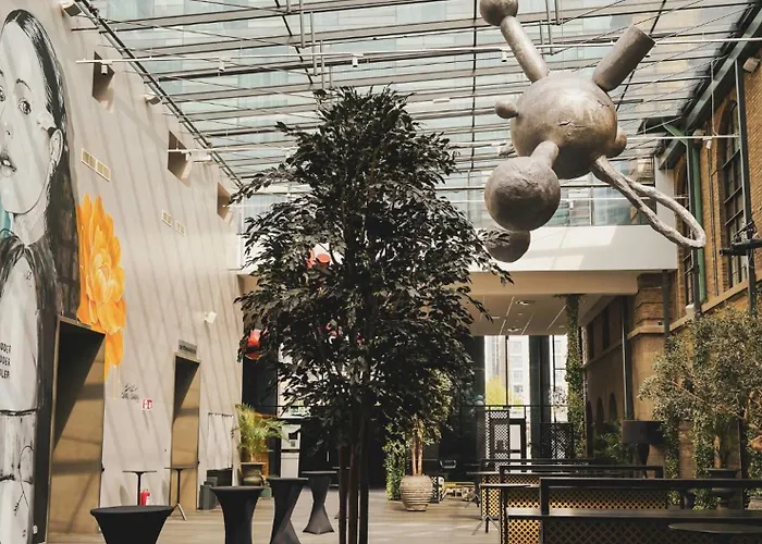 Pets Allowed Hotel Clarion Post