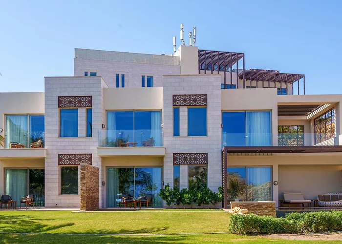 Resort: Jumeirah Muscat Bay Oman